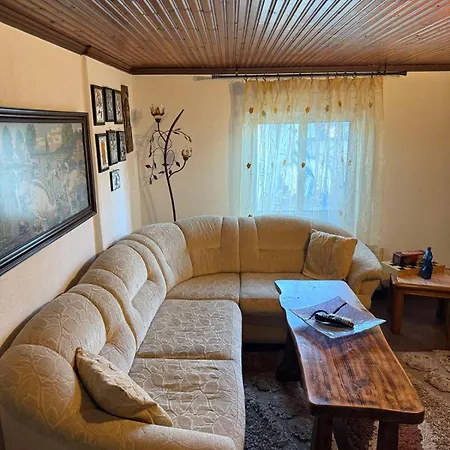 Lithos * باناجيا